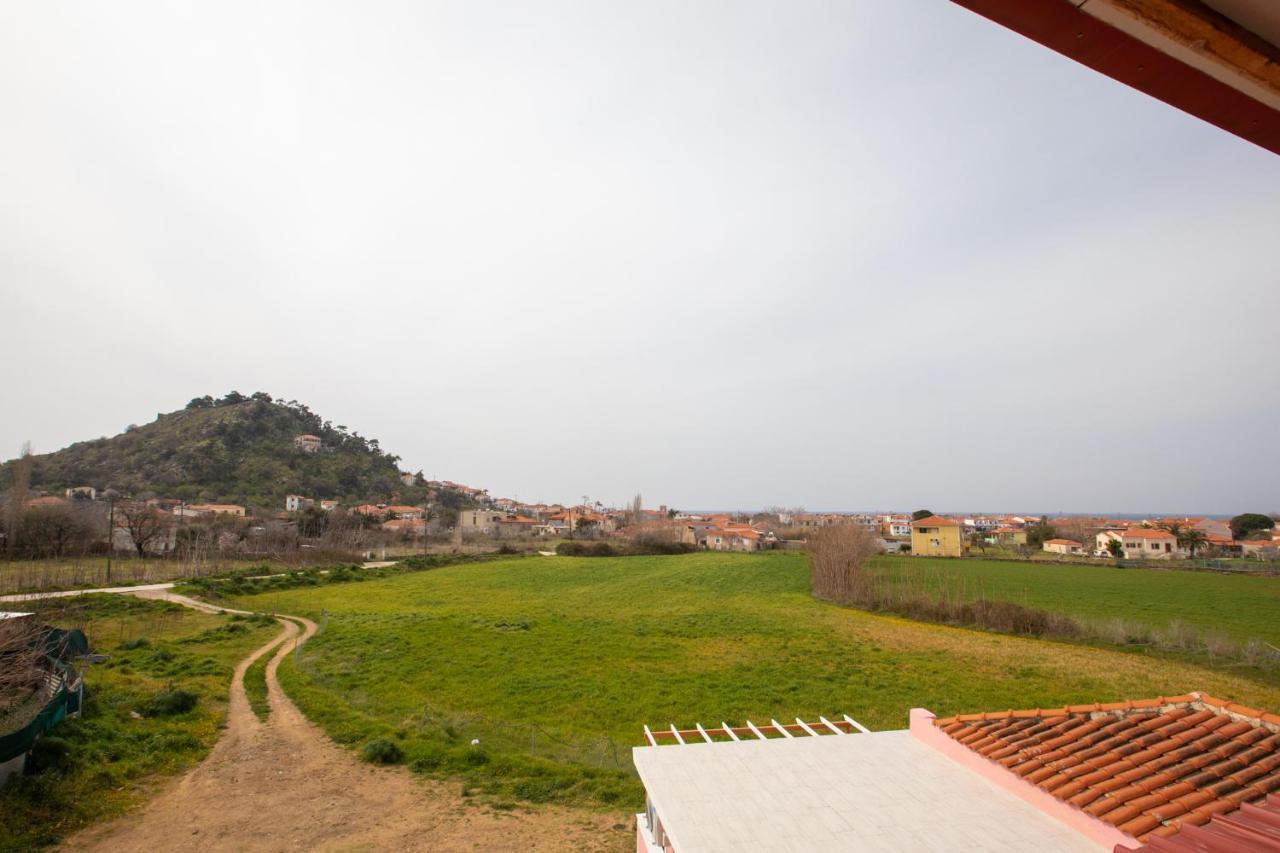 Venia'S Apartments Skala Eresou Bagian luar foto