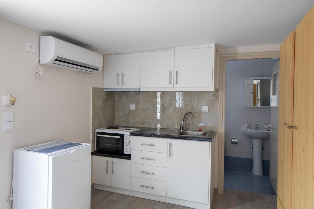 Venia'S Apartments Skala Eresou Bagian luar foto